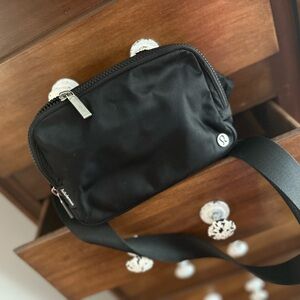 Lululemon crossbody